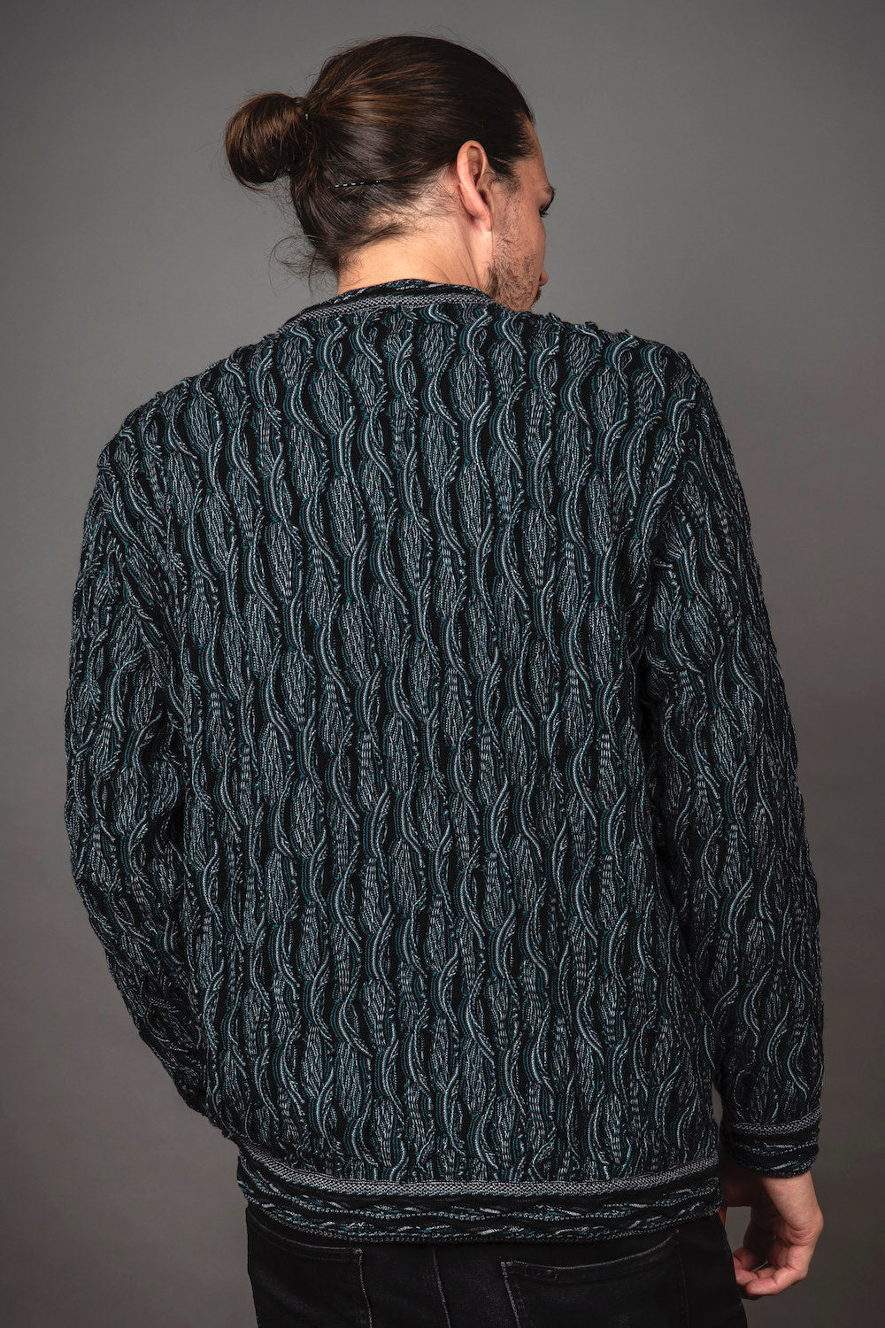 Wave - Black Sweater Jumper Merino Wool 3D Geccu Knitwear